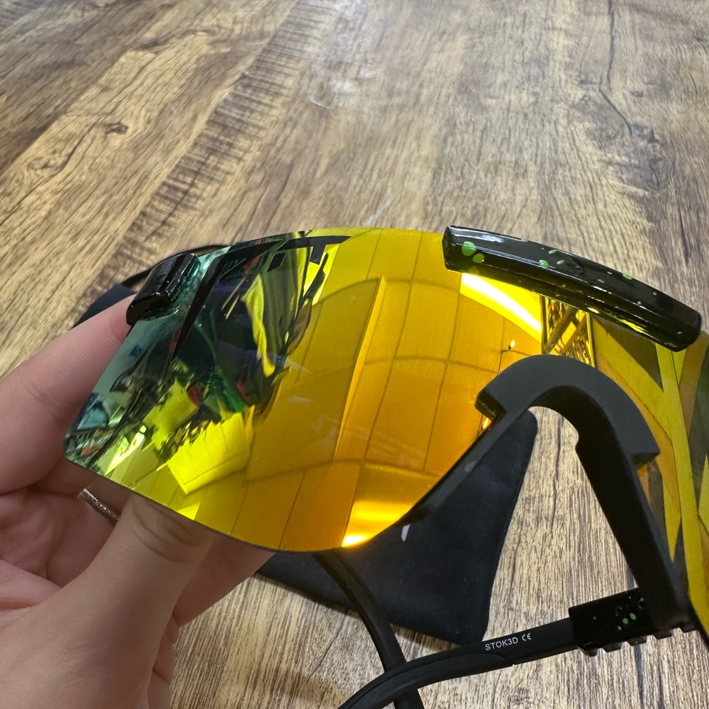 Pit Viper Sunglasses with Black Frame and Gold Lenses - Picture 8 of 9